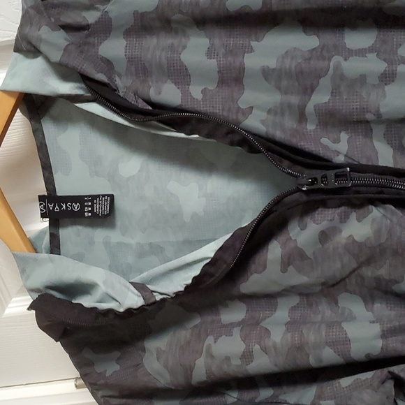 GUC Askya size M Women's Light Windbreaker Jacket Camouflage - Picture 4 of 8